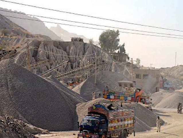 Crushing Plant Operations & Maintenance, Gilgit